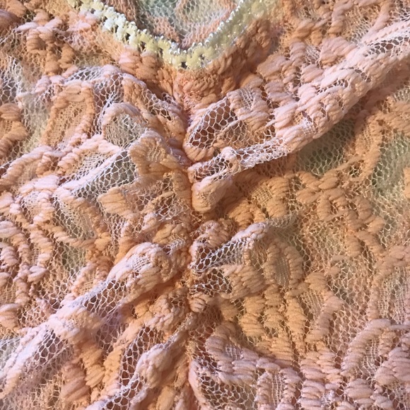 Top - Picture 3 of 4